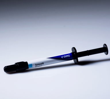 Ionosit Baseliner ионосит прокладочный компомер, DMG 1шприц 1, 5 гр.