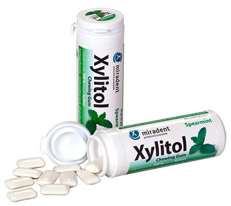 Жувальна гумка XYLITOL CHEWING GUM Упаковка 30шт - м'ята