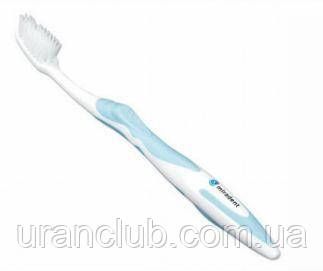 Зубна щітка Carebrush white з відбілюючим ефектом Зелений