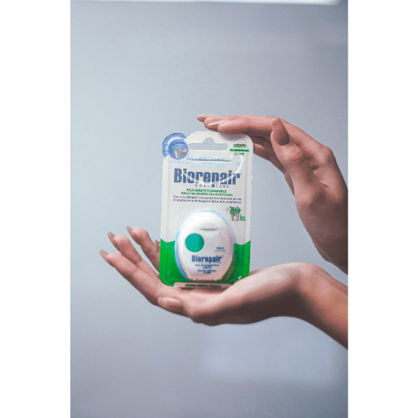 BIOREPAIR Зубная нить-флосс Ежедневная защита с гидроксиапатитом, 50 м BIOREPAIR Зубная нить-флосс Ежедневная защита с гидроксиапатитом, 50 м