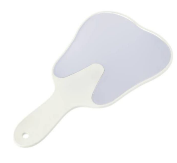 Зеркало белого цвета