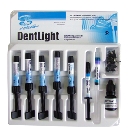 Наногибридный композитный материал DENTLIGHT шпр./4,5 гр.